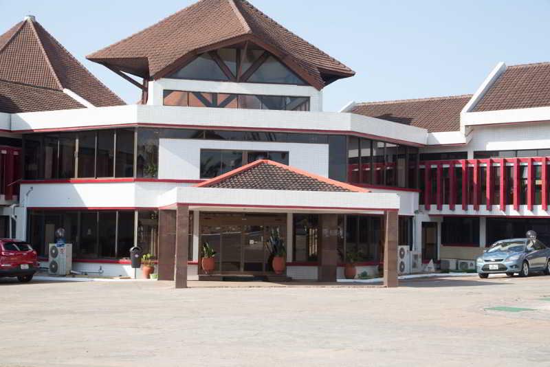 Elmina Beach Resort 外观 照片